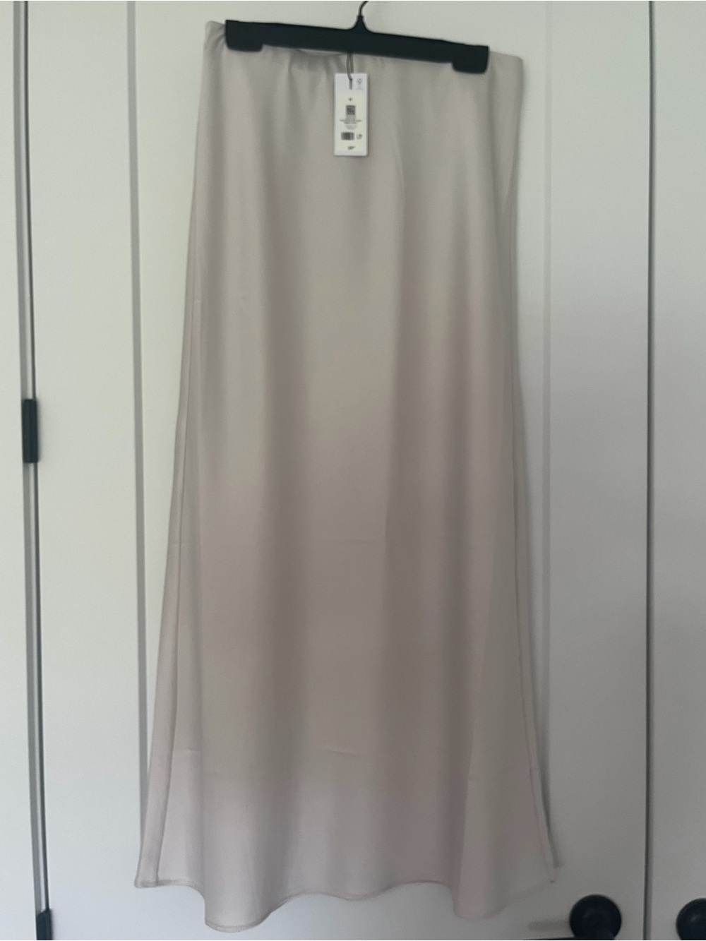 BNWT Dynamite Cream Maxi Satin Skirt